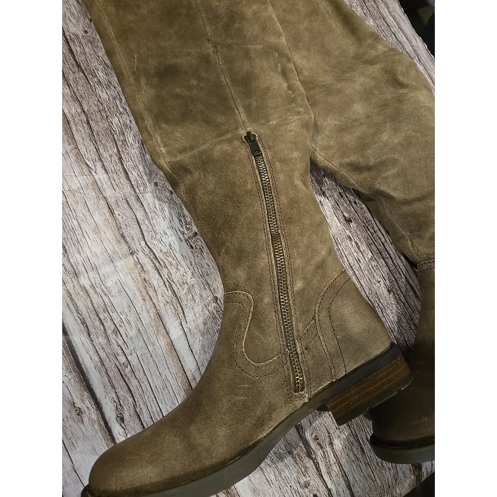 New Børn Women’s Size 6M Taupe Dstrssd Leather Tall Riding Boots Over Knee NIB